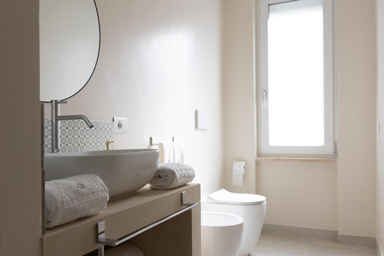 Oronti Accommodations Lecce Luaran gambar