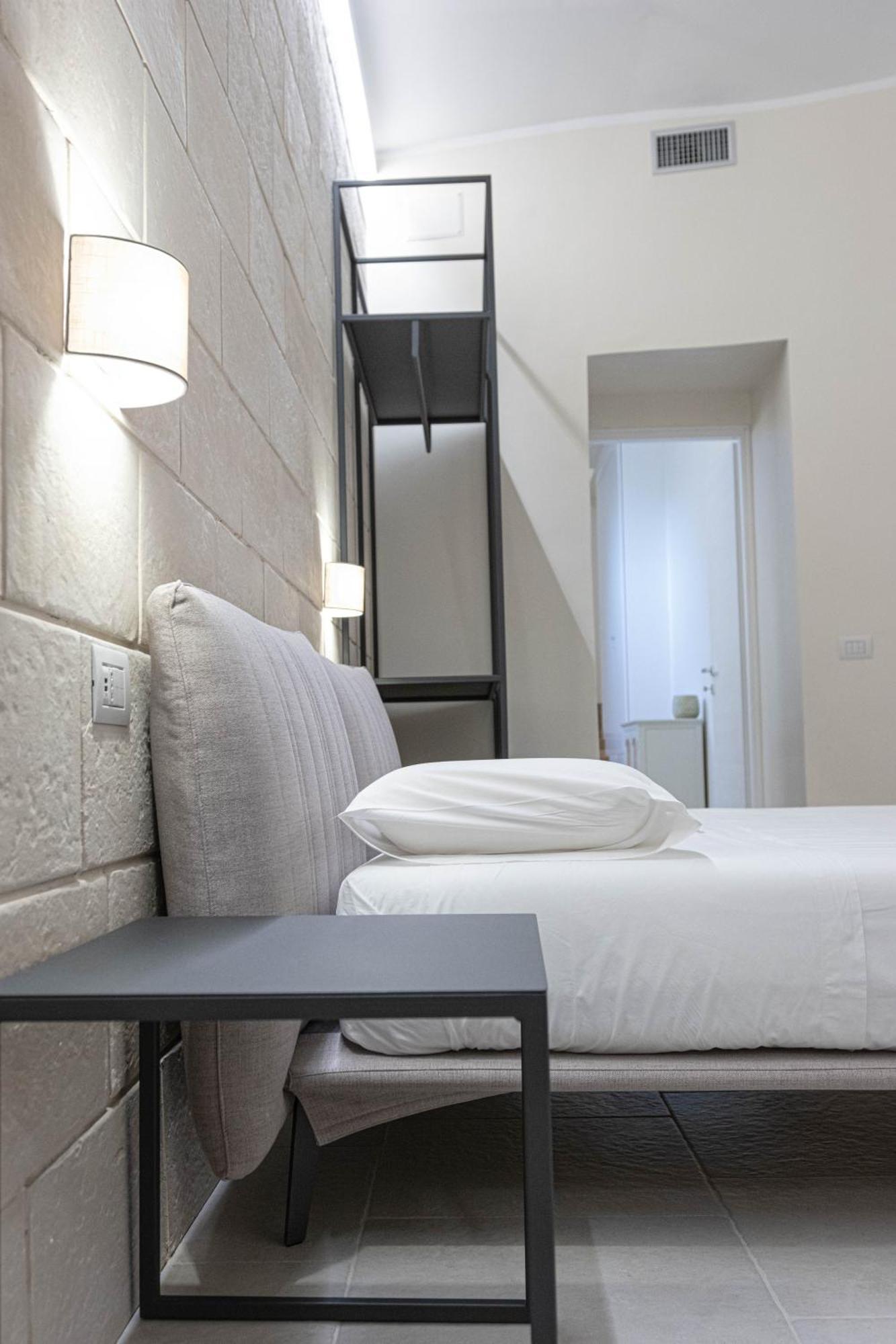 Oronti Accommodations Lecce Luaran gambar